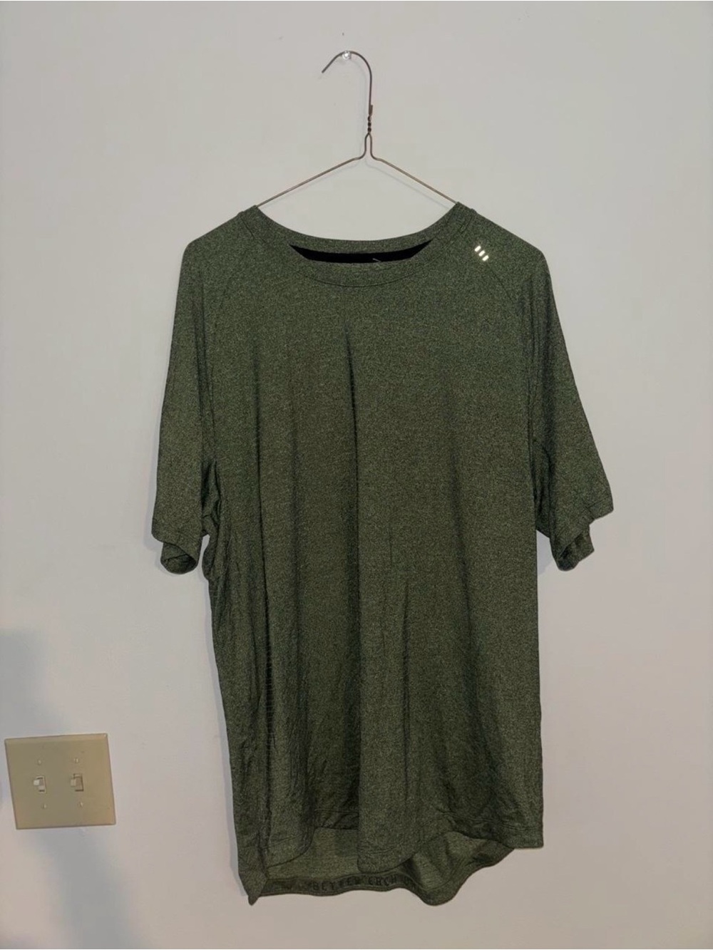lululemon Men's Short Sleeve Tee in Olive Green